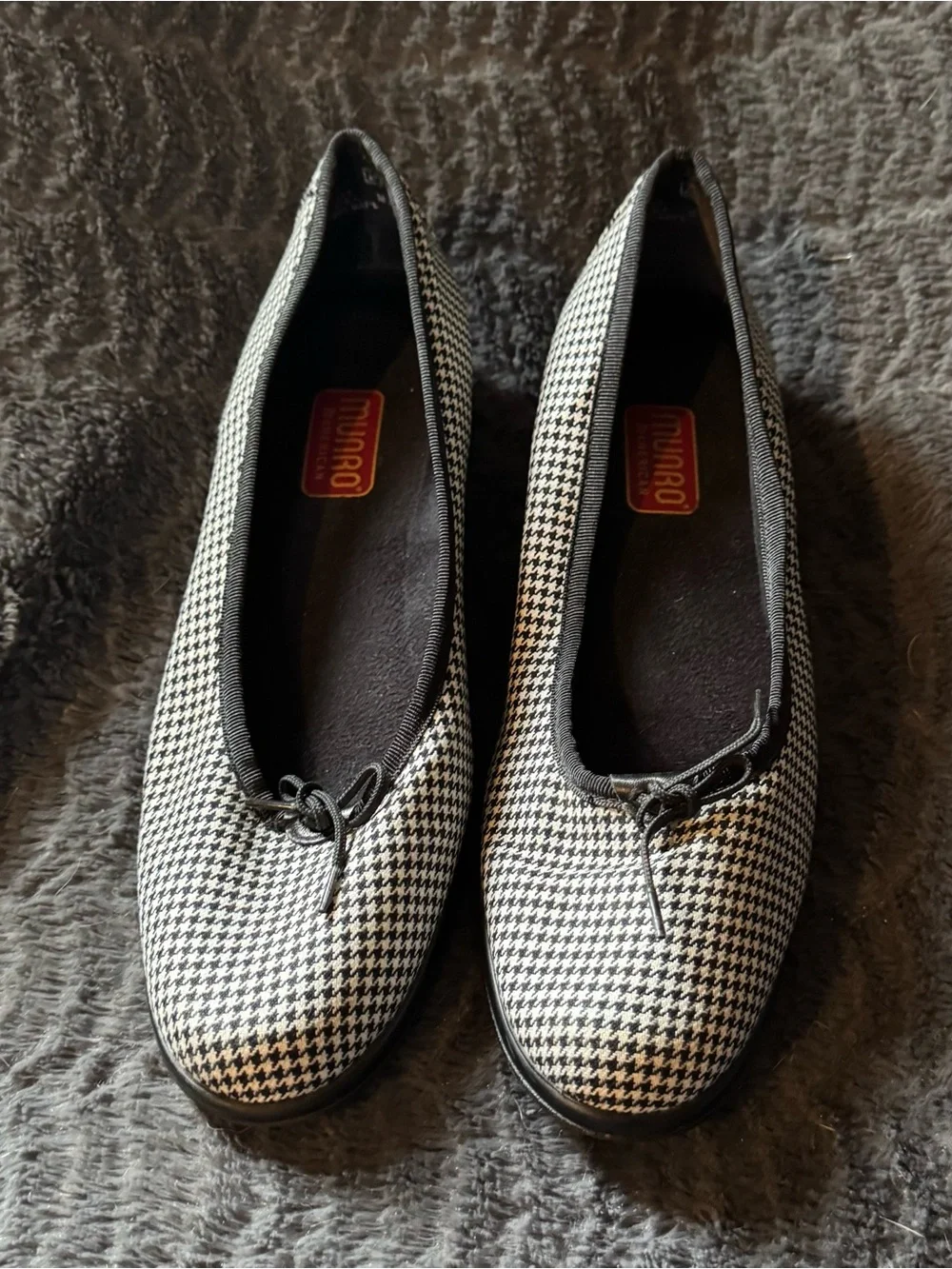 Munro Black and White Houndstooth Ballet Flats